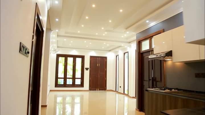 LKR 38 M modern house for sale in Piliyandala - Image 9