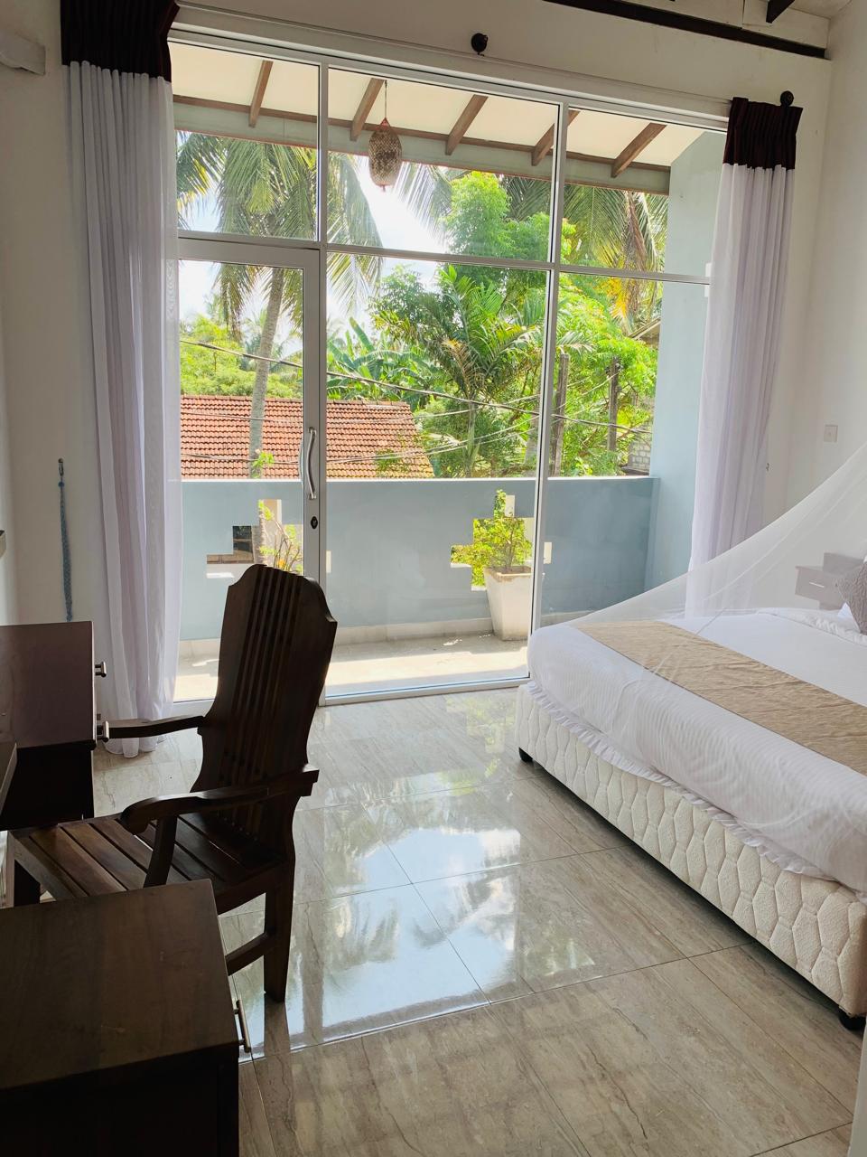 Tourist villa for sale in Ahungalla - Image 5