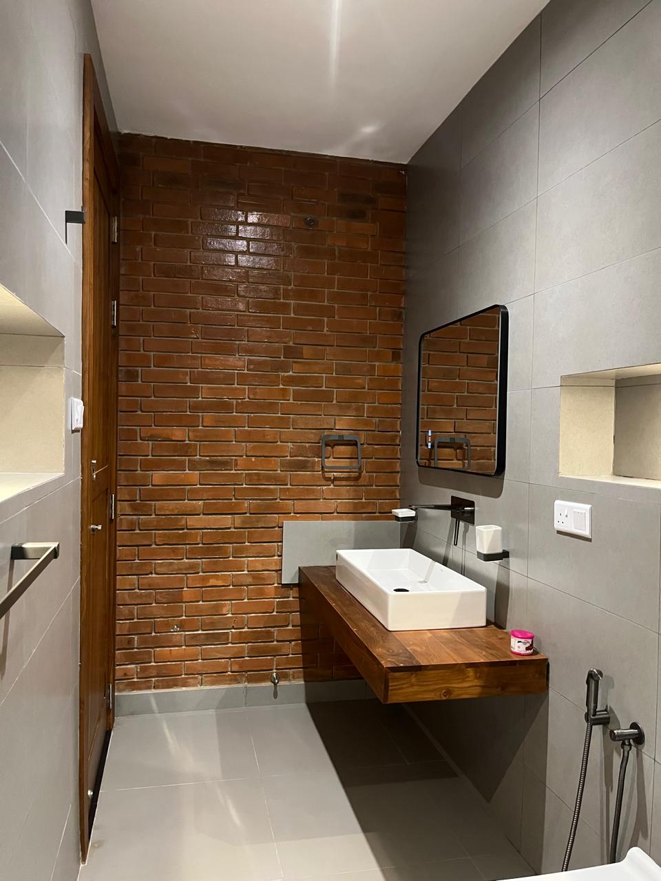 Modern House for sale in Katubedda - Moratuwa - Image 5