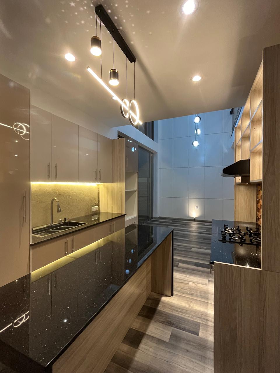 Modern House for sale in Katubedda - Moratuwa - Image 4