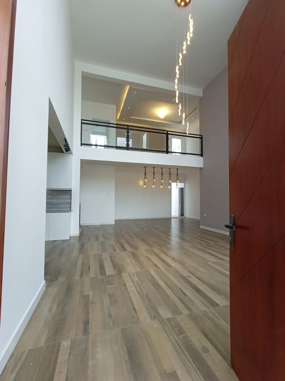 Luxury Modern House for sale in Polgasowita, Kesbewa - Image 7