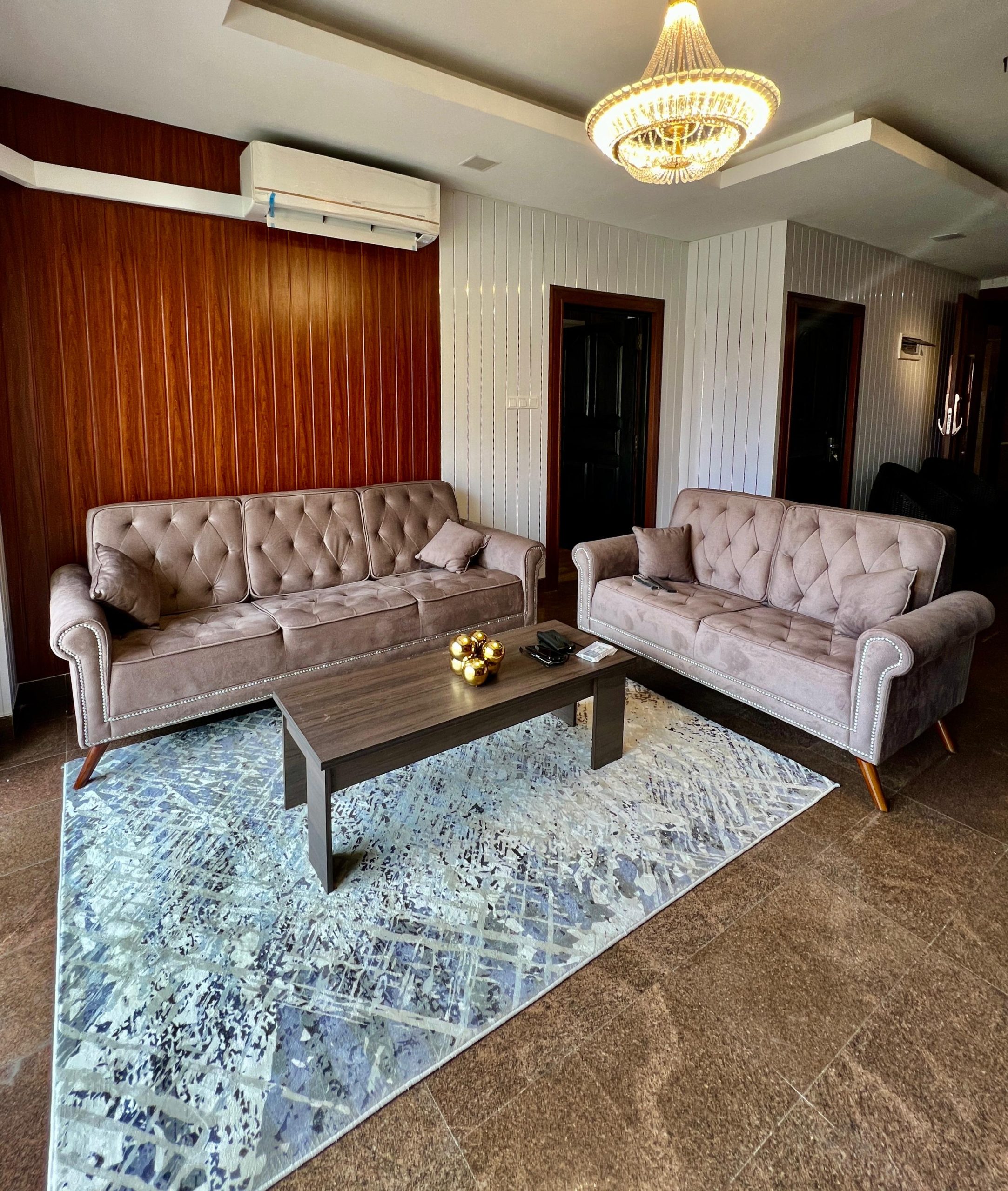 Furnished 3 BR apartment in Colombo 03 - Image 6