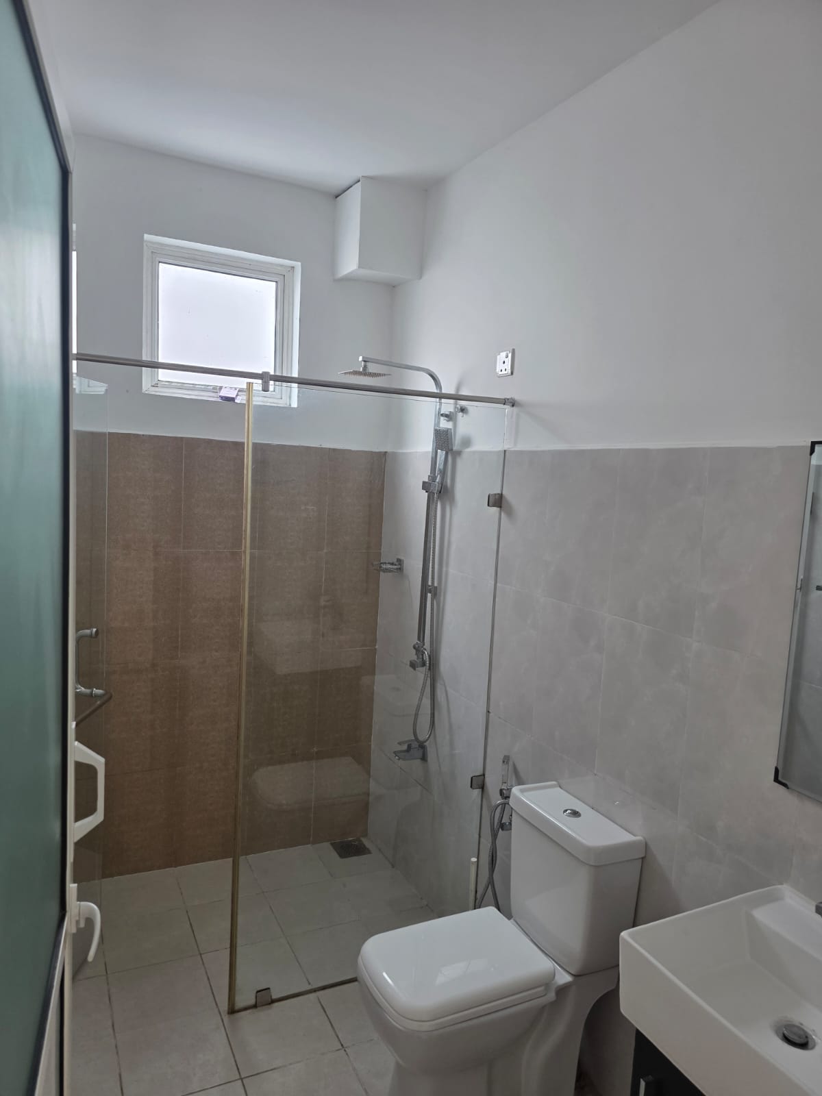 Modern house for sale in Piliyandala - Image 4