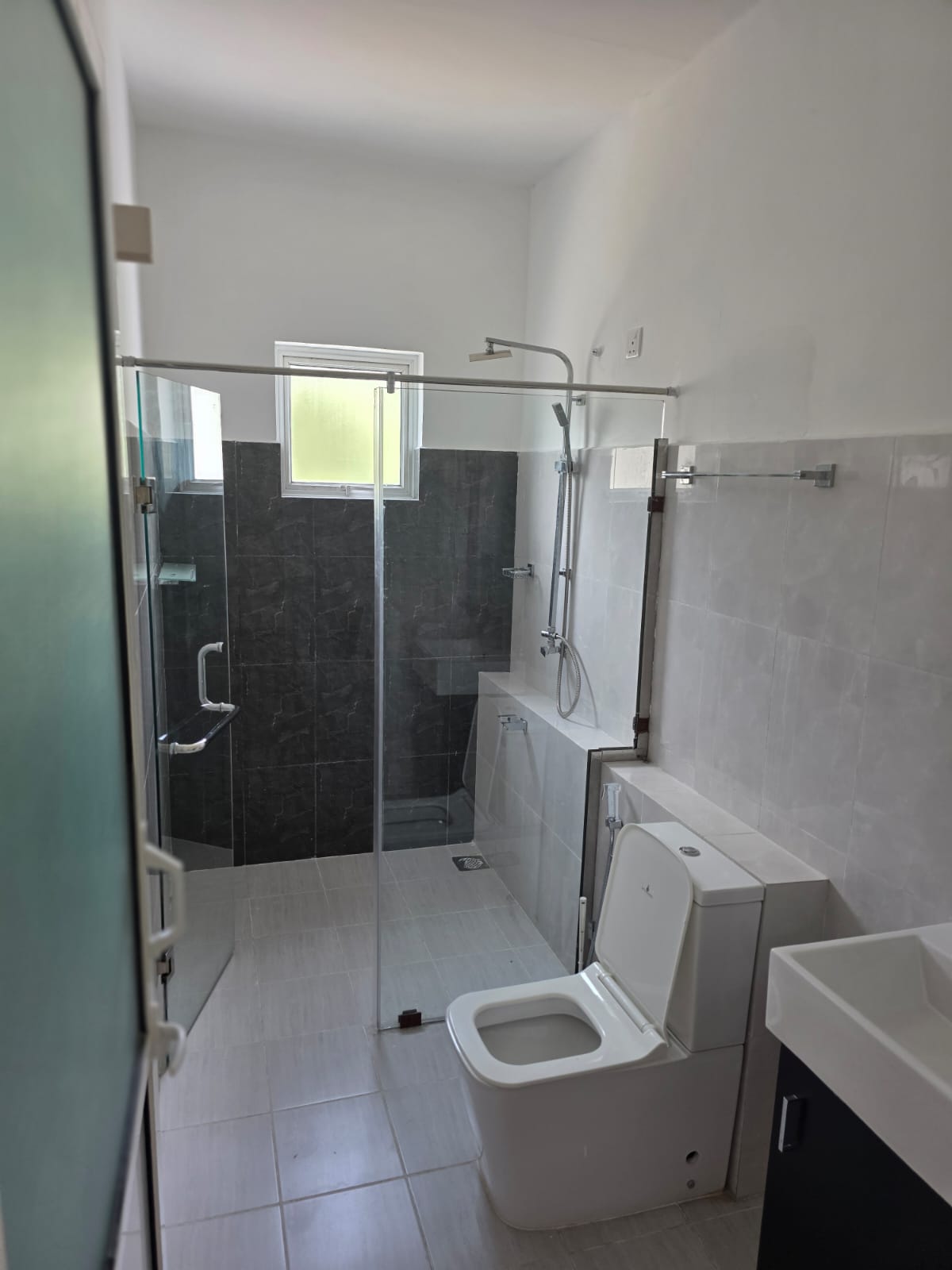Modern house for sale in Piliyandala - Image 8