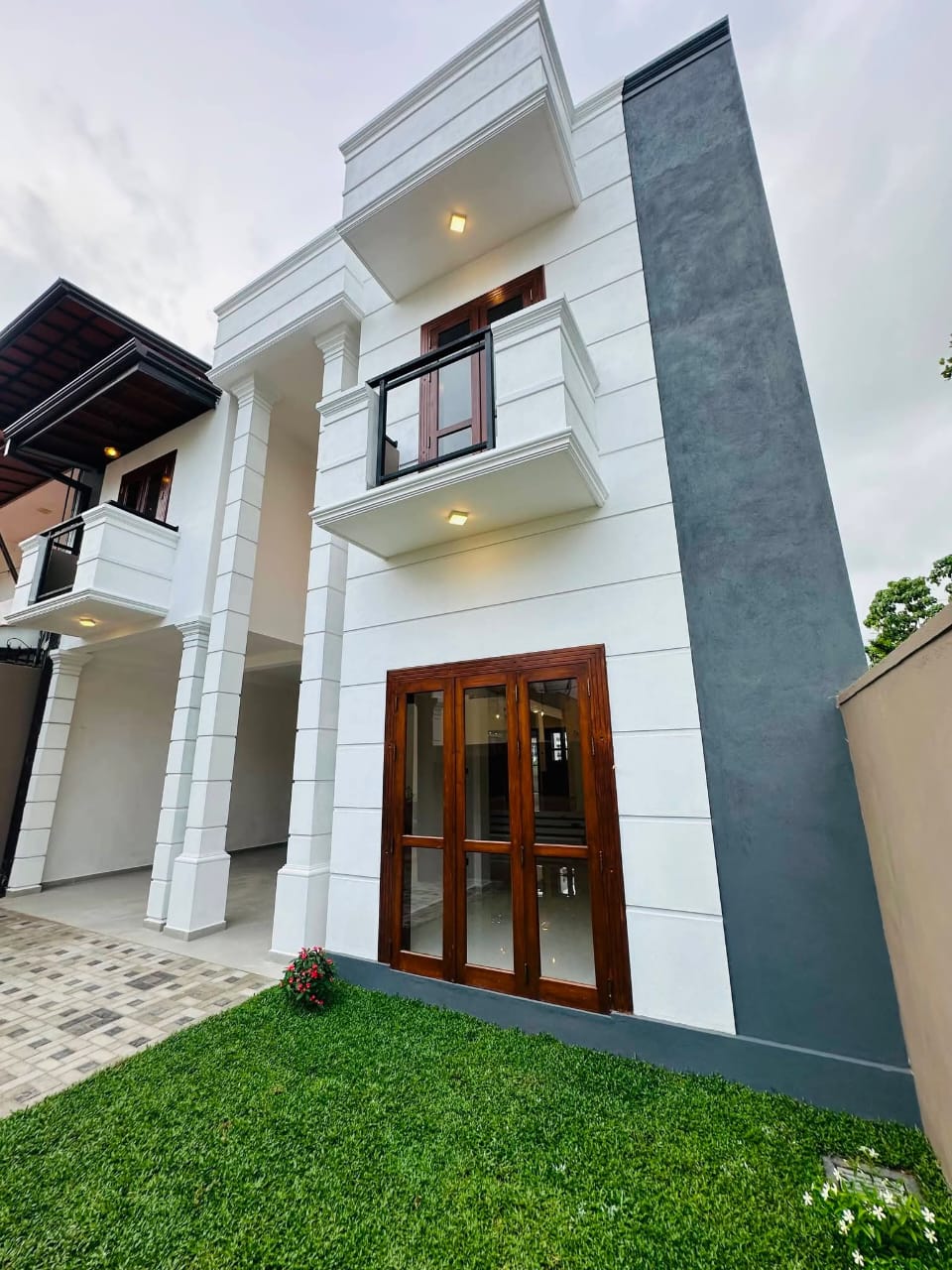 Luxury Design House for sale in Boralesgamuwa - Image 5